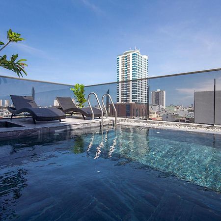 Hsuites Riverside Hotel And Apartment Da Nang Esterno foto